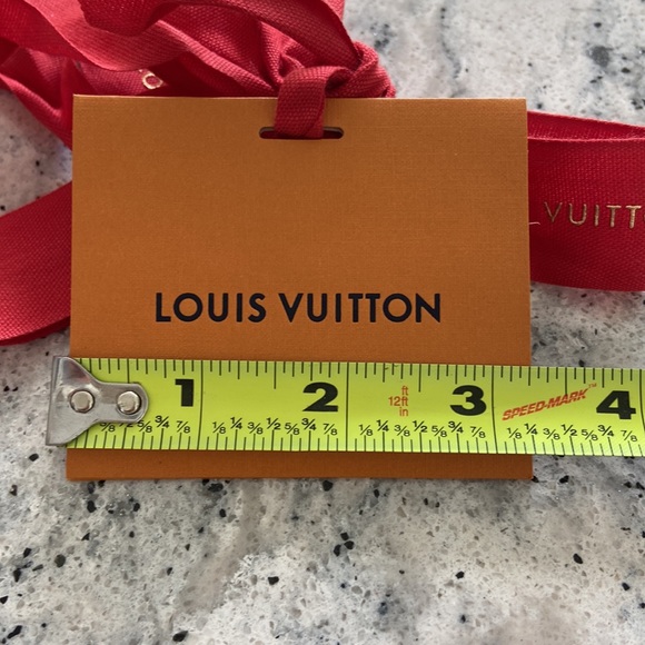 Brand New Louis Vuitton gift card tag envelope and red ribbon - Picture 5 of 6